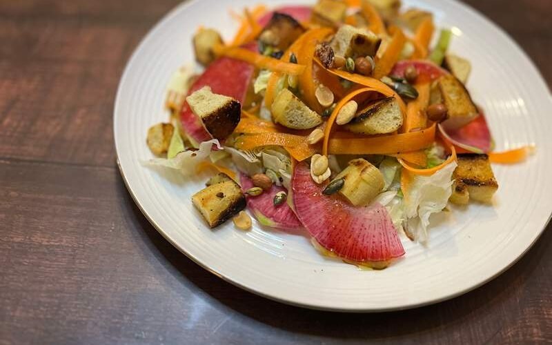 recette salade croquante crouton focaccia