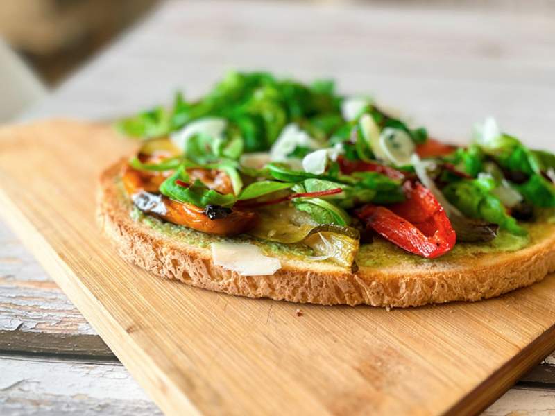 Recette bruschetta crème de feta légumes rotis