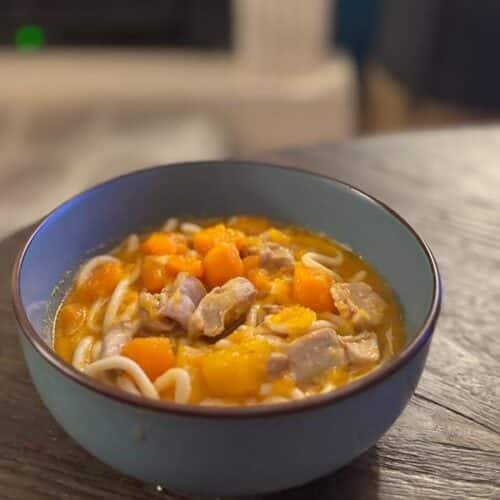 Recette soupe poulet butternut curry rouge